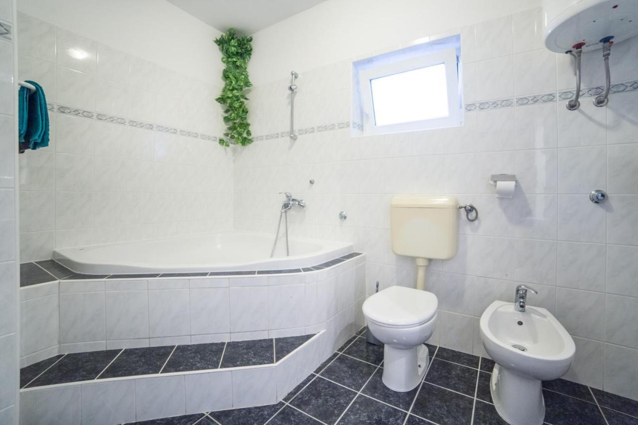 Apartment Jadranka 布里斯特 外观 照片